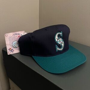 Seattle mariners snapback